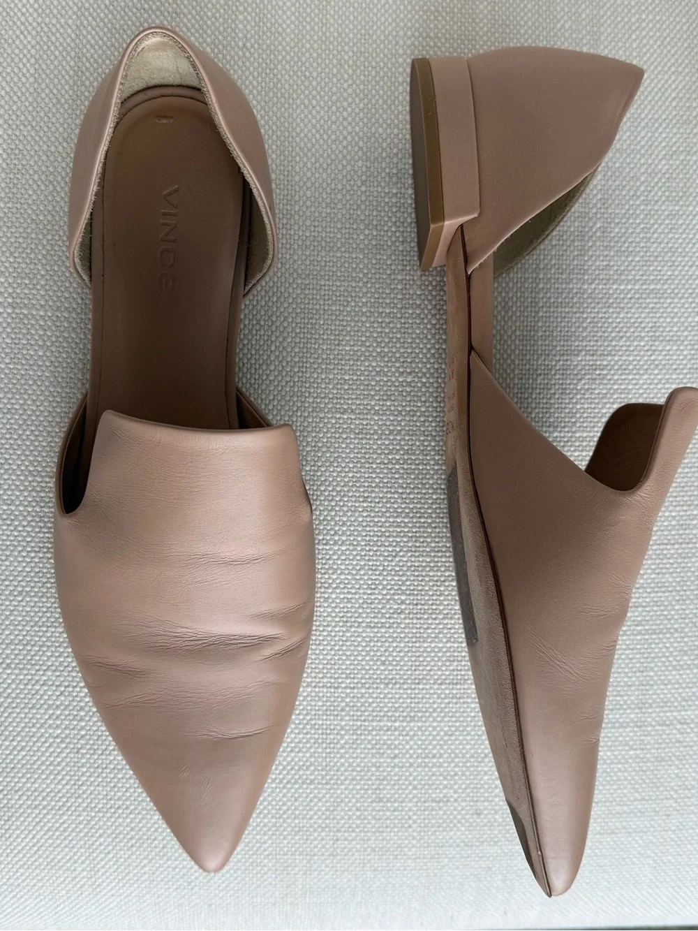 Vince sleek slingback